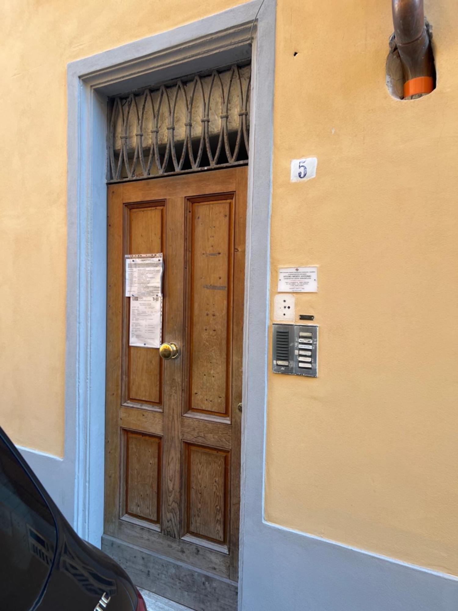 Piaggione Apt, Galante In Apartamento Florencia